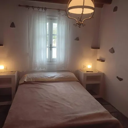 Beachside 2 Bd Stylish W Private Patio Apartment Ornos (Mykonos)